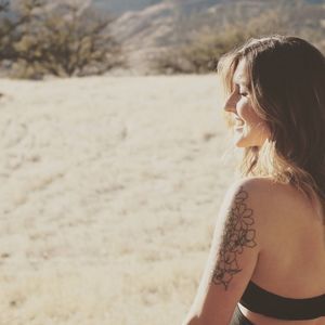 Meet your Posher, Phoenix